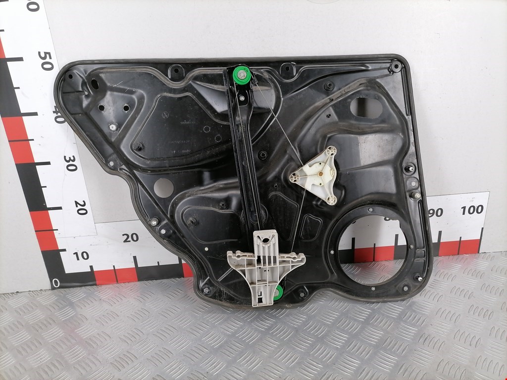 Стеклоподъемник задний правый VOLKSWAGEN Passat B6 2005-2011