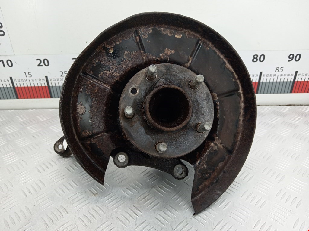 Ступица (кулак цапфа) задняя левая Ford Kuga 1 (2008-2012)