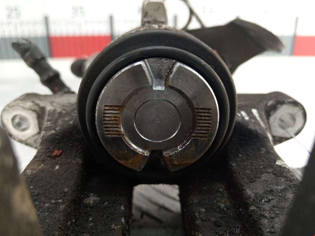 Суппорт задний правый SKODA Fabia MK1 1999-2006