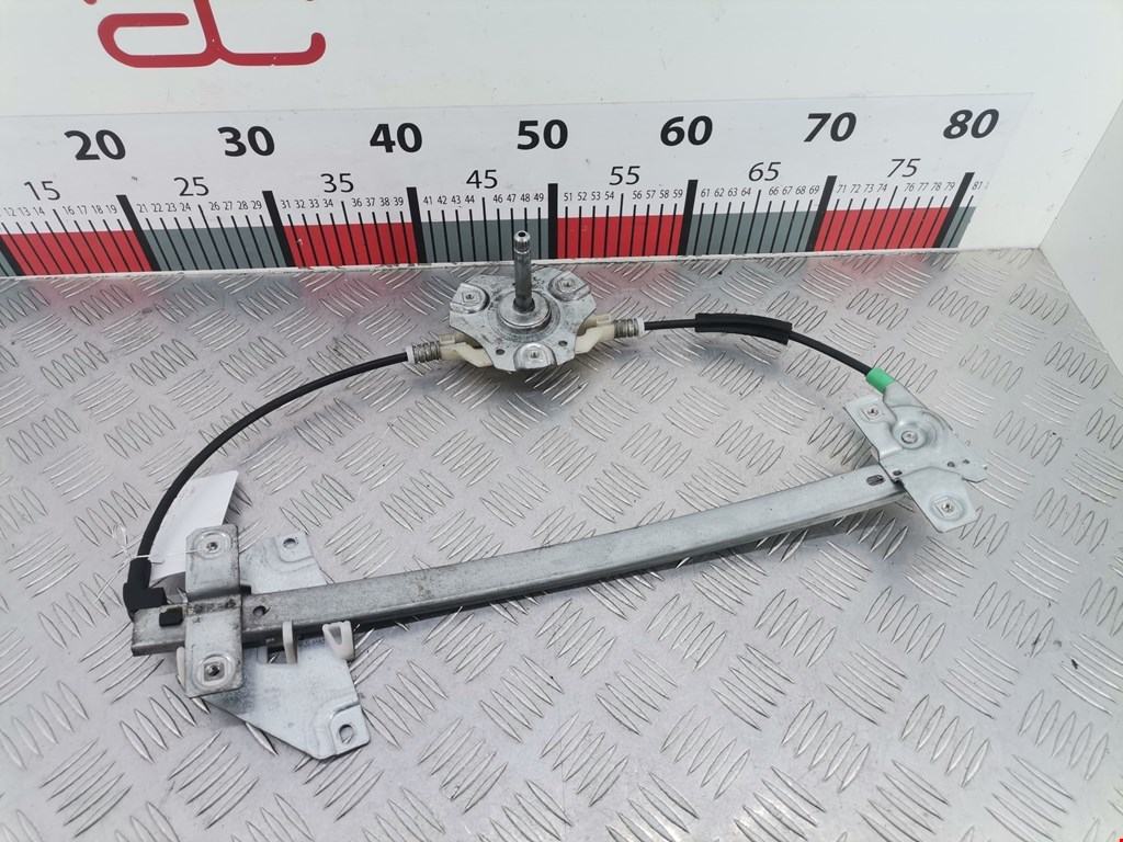 Стеклоподъемник задний правый MITSUBISHI Carisma 1995-1999