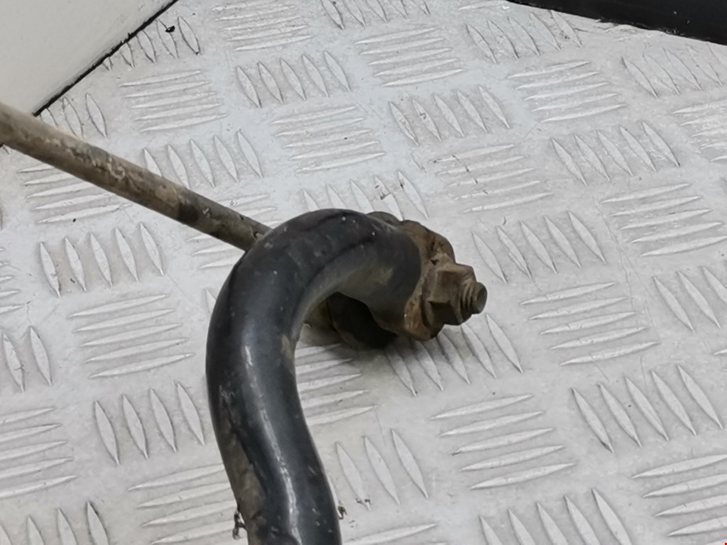 Стабилизатор передний (поперечной устойчивости подвески) BMW X3 E83 2003-2010