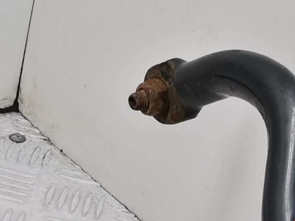 Стабилизатор передний (поперечной устойчивости подвески) BMW X3 E83 2003-2010