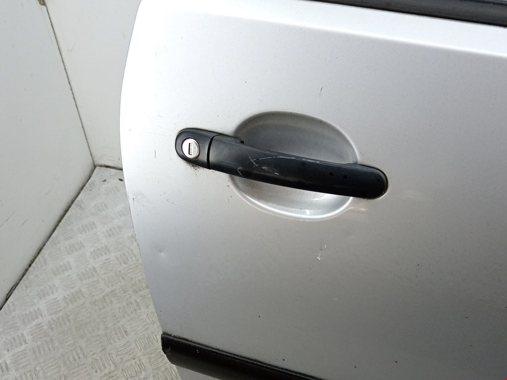 Дверь передняя правая VOLKSWAGEN Polo IV 2001-2009