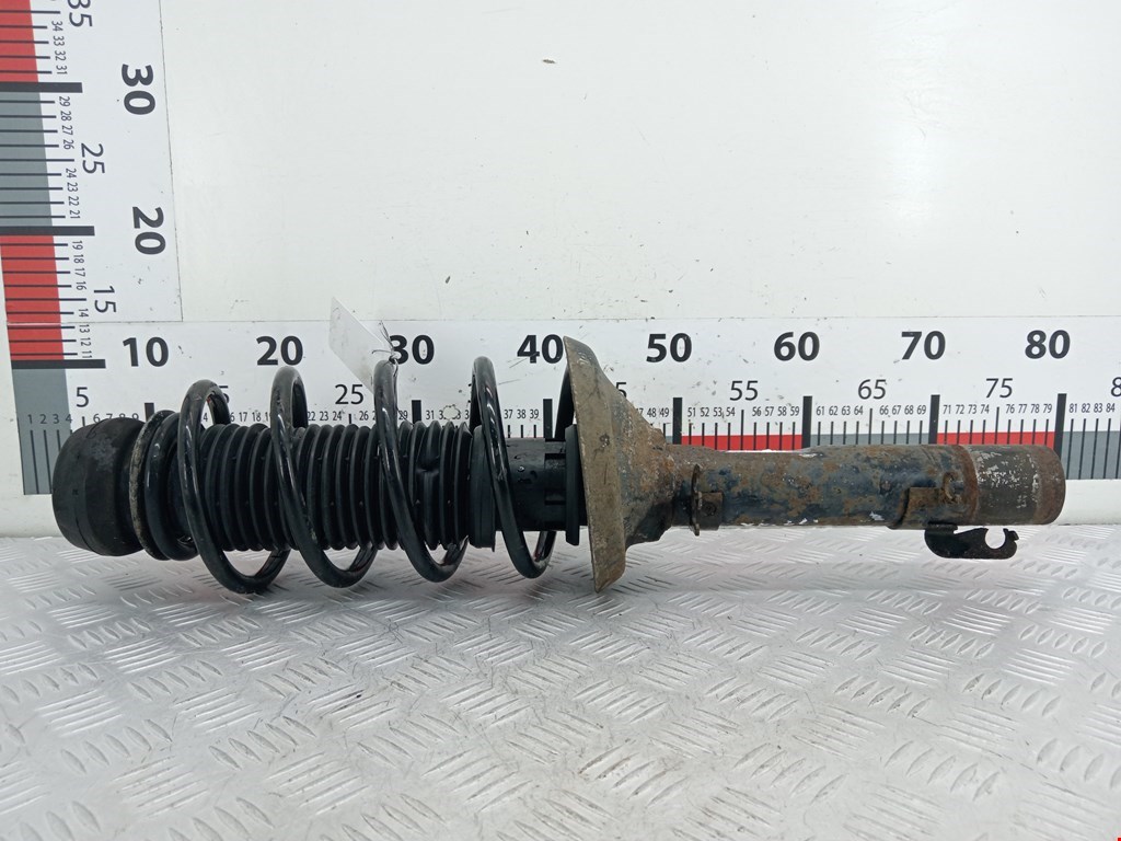 Стойка амортизатора переднего правого Audi A3 8L (1996-2003)