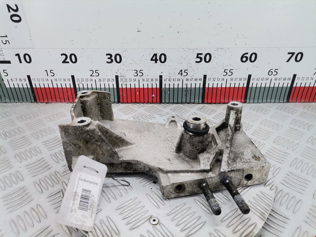 Кронштейн (крепление лапа) двигателя Hyundai Santa Fe 1 (SM) (2000-2006)