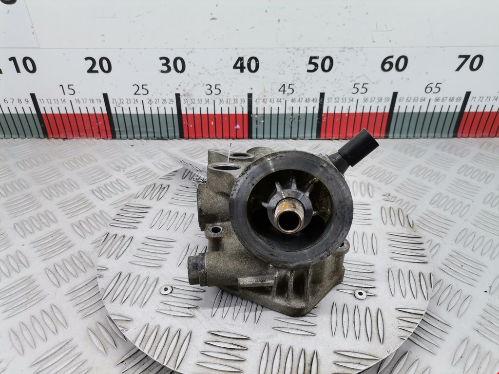 Корпус масляного фильтра AUDI A4 B6 2001-2005