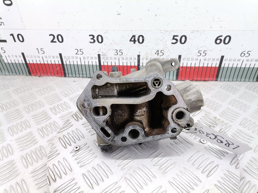 Корпус масляного фильтра AUDI A4 B6 2001-2005