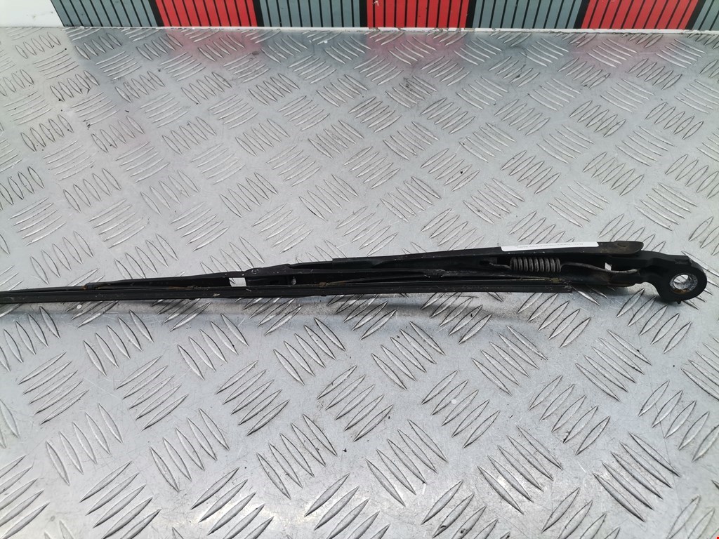 Поводок дворника задний (заднего) AUDI A6 C5 1997-2004