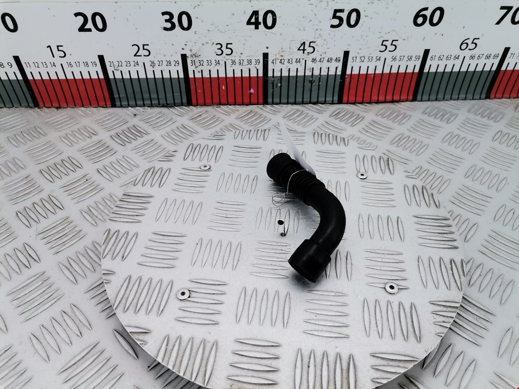 Трубка картерных газов AUDI A3 8P 2003-2013