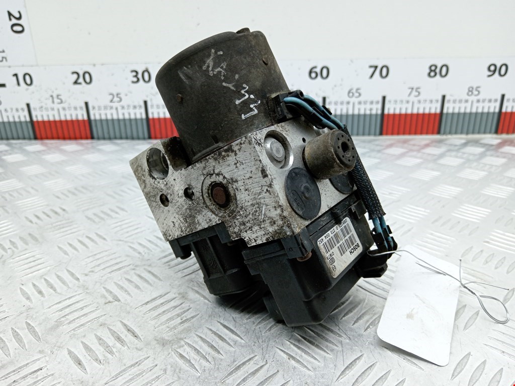 Блок ABS (насос) NISSAN Almera N16 2000-2006