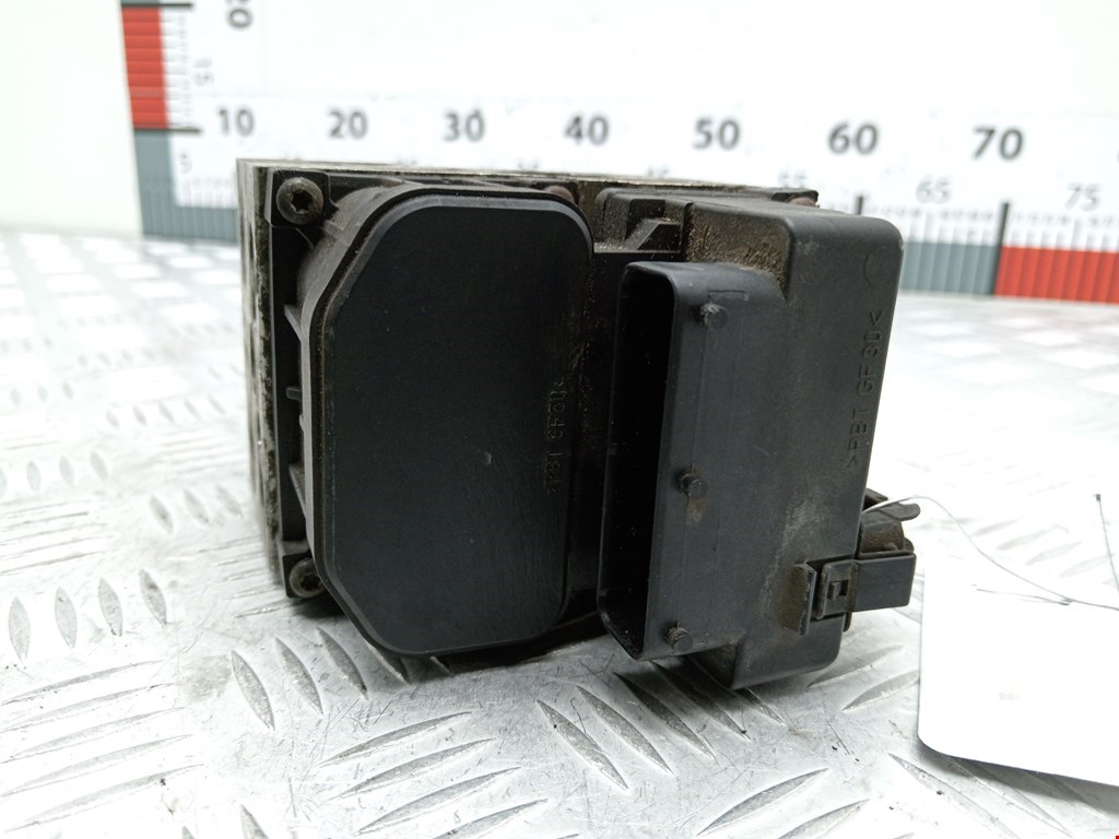 Блок ABS (насос) NISSAN Almera N16 2000-2006