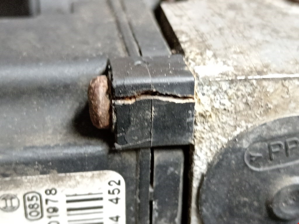 Блок ABS (насос) NISSAN Almera N16 2000-2006