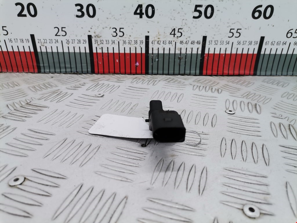 Датчик положения коленвала AUDI A3 8P 2003-2013