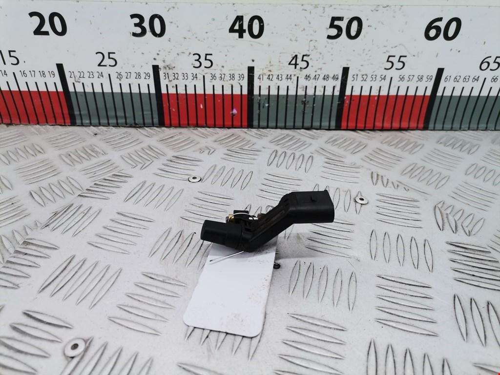 Датчик положения коленвала AUDI A3 8P 2003-2013