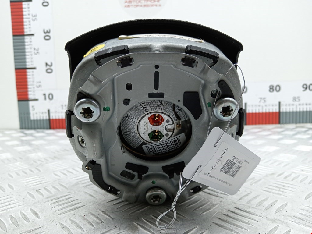 Подушка безопасности в рулевое колесо AUDI A4 B7 2004-2007