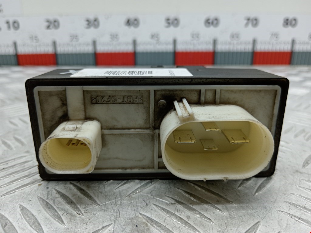 Блок управления вентилятором SKODA Fabia MK1 1999-2006