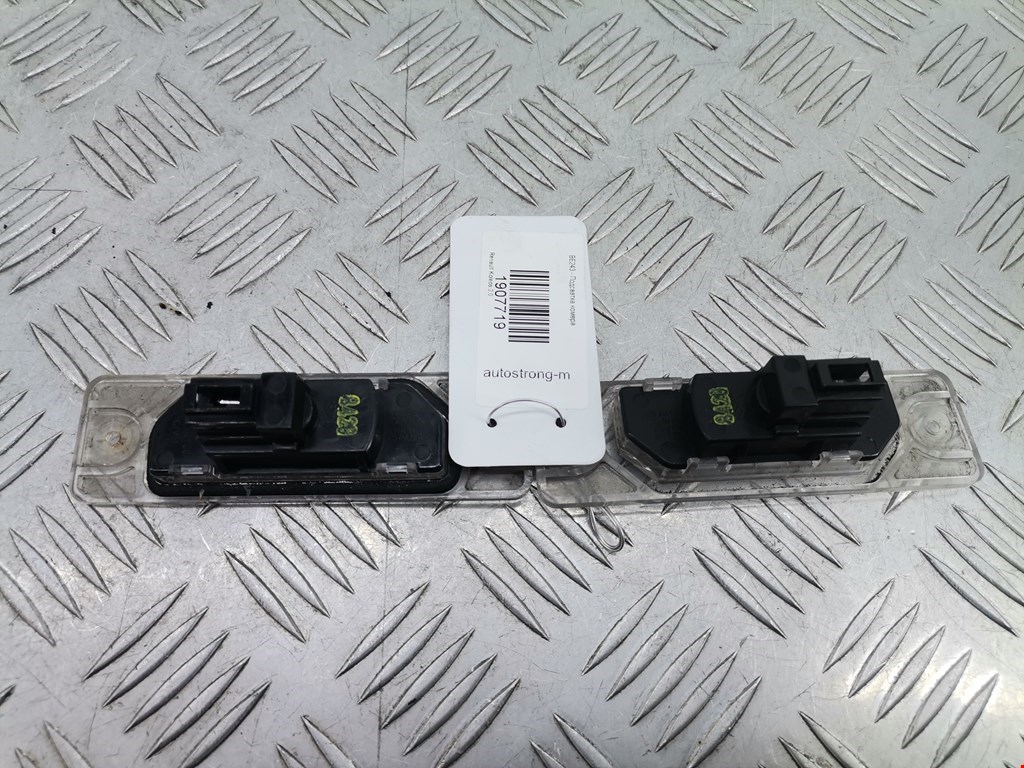 Фонарь подсветки номера RENAULT Koleos HY 2008-2016