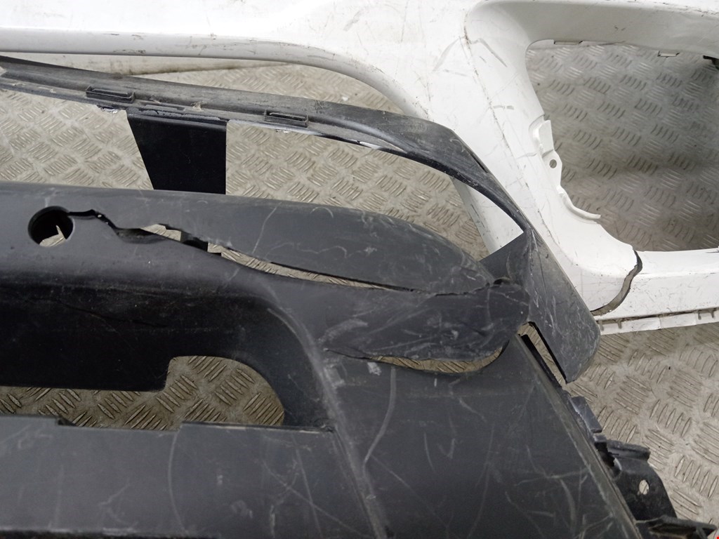 Бампер передний LAND ROVER Range Rover Sport 2013-2022