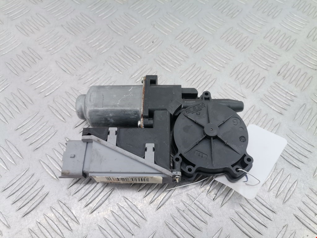 Моторчик (двигатель) стеклоподъемника PEUGEOT 307 2001-2008