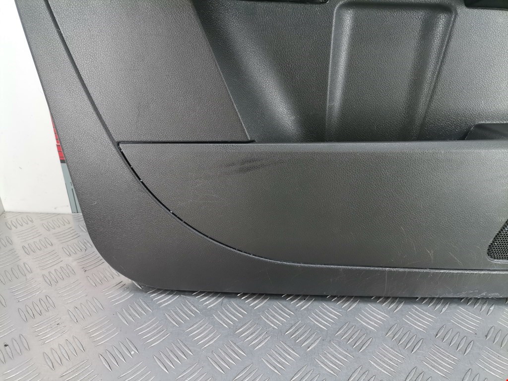 Обшивка двери передняя левая FORD C-MAX 2003-2010