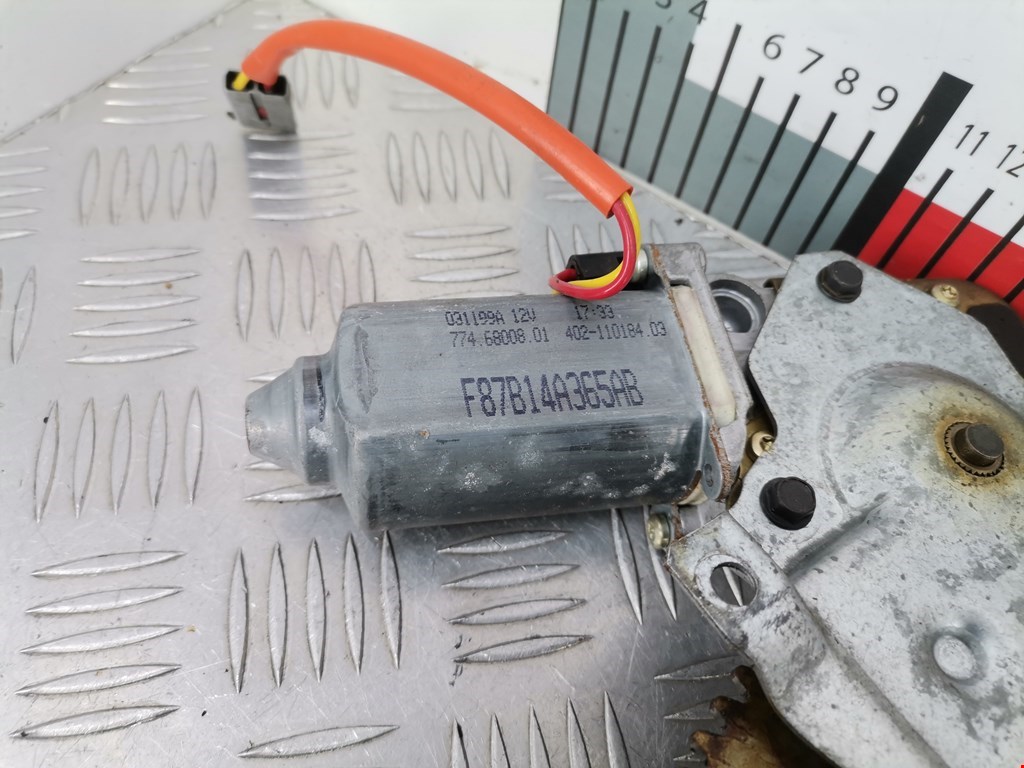 Стеклоподъемник передний правый FORD Explorer 1995-2001