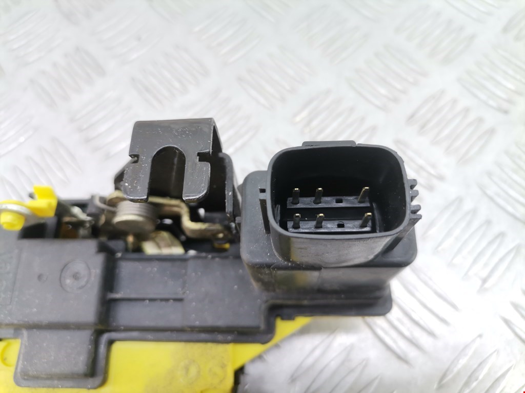 Замок двери задней правой VOLVO XC90 2002-2014