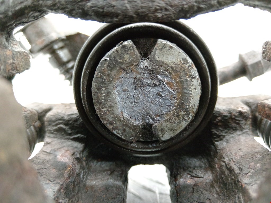 Суппорт задний левый VOLKSWAGEN Sharan 1995-2010