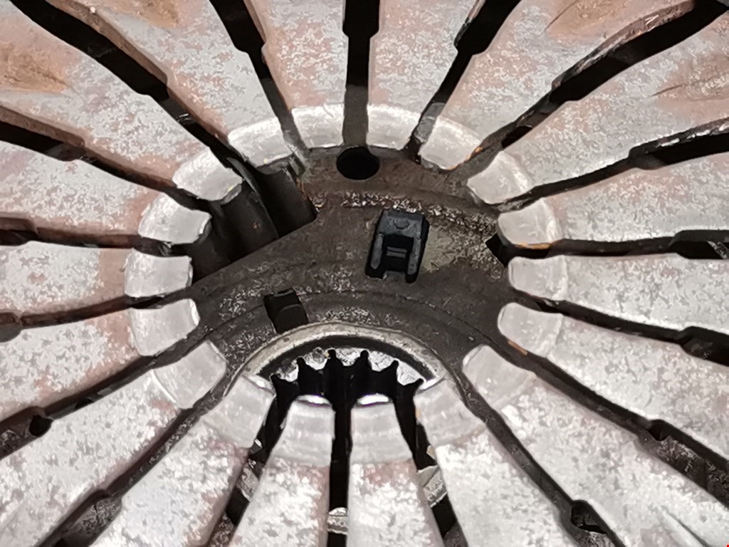 Маховик (демпфер сцепления) PEUGEOT 207 2006-2015