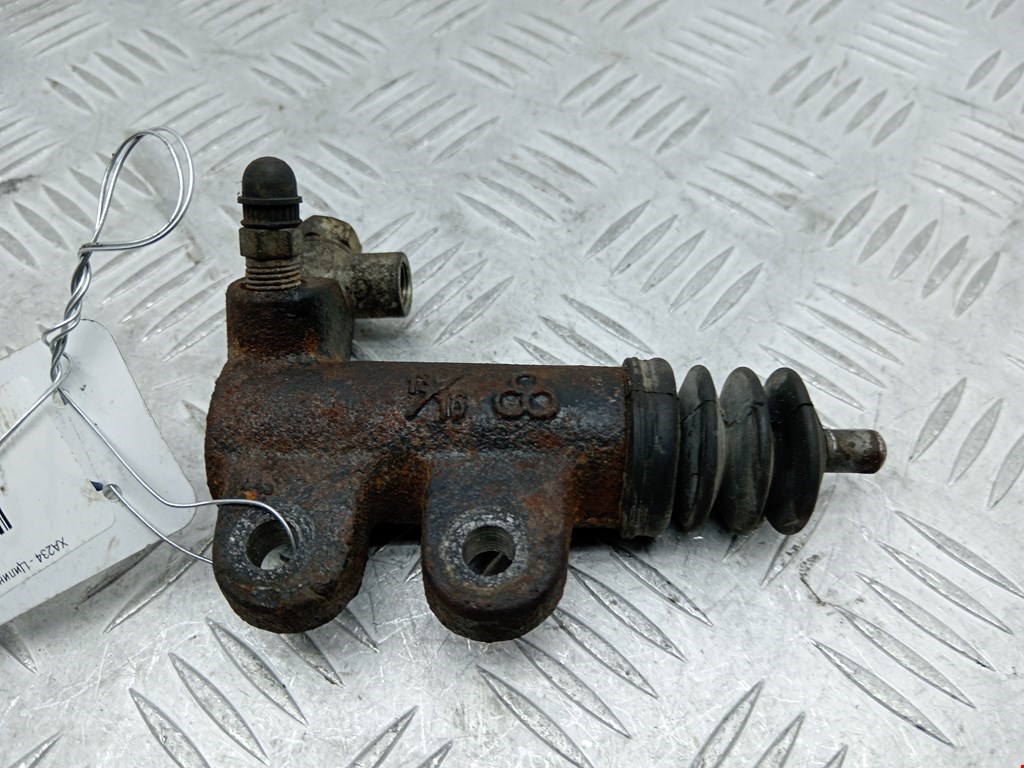 Цилиндр сцепления рабочий MITSUBISHI Carisma 1995-1999