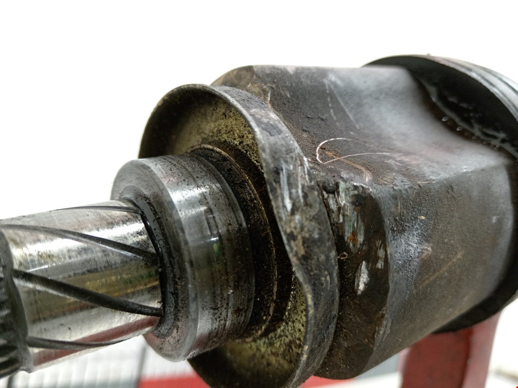 Полуось (привод, приводной вал) передняя левая NISSAN Almera N16 2000-2006