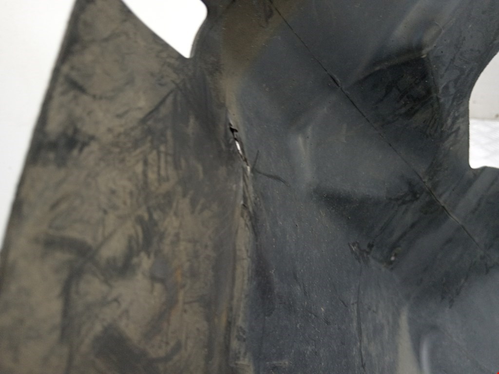 Локер (подкрылок) передний правый FORD C-MAX 2010-2019