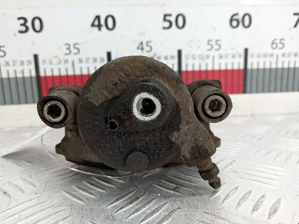 Суппорт передний левый SKODA Octavia A5 1Z- 2004-2013