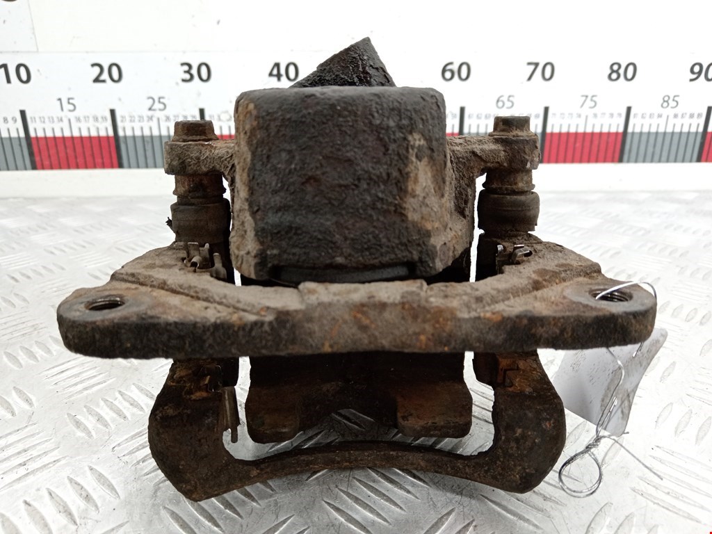 Суппорт передний правый TOYOTA RAV 4 XA20 2000-2005