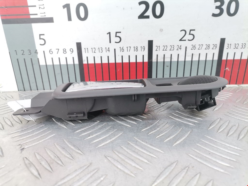 Ручка дверная задняя внутренняя левая VOLKSWAGEN Passat B5 1997-2005