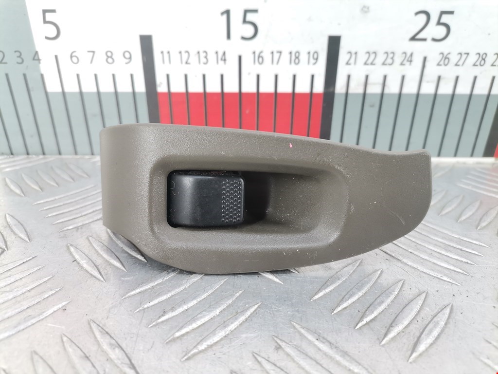 Кнопка стеклоподъемника SUBARU Outback 1999-2003