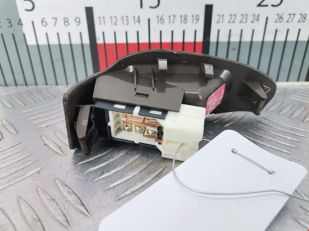 Кнопка стеклоподъемника SUBARU Outback 1999-2003