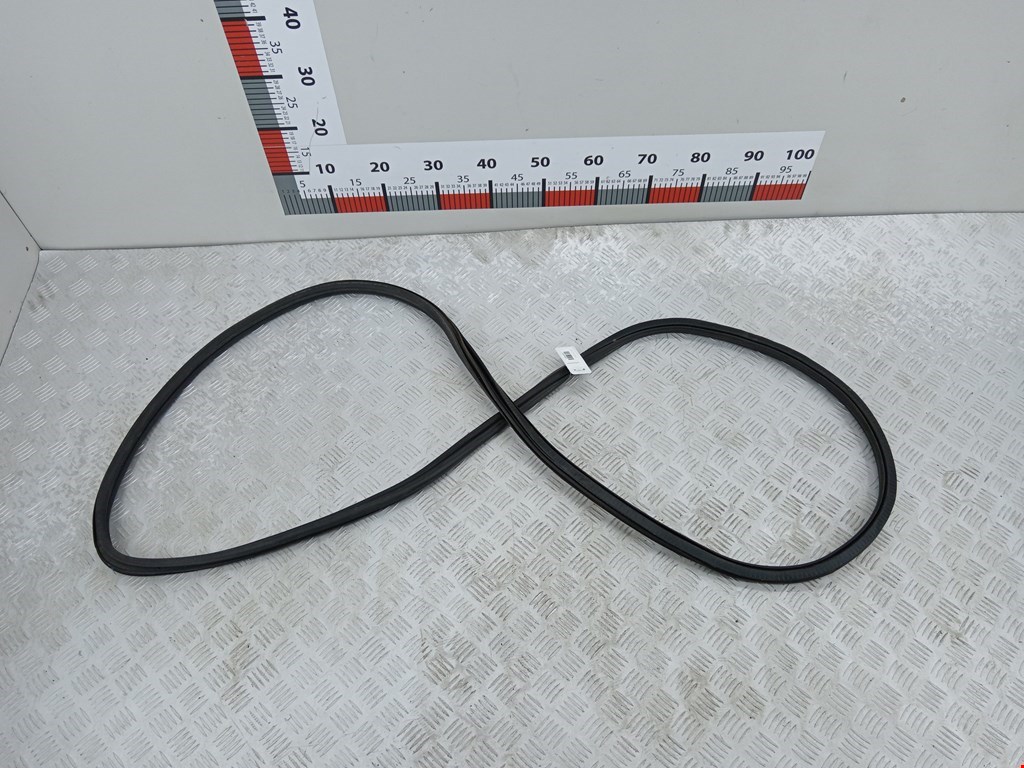 Уплотнитель двери OPEL Omega B 1994-2004