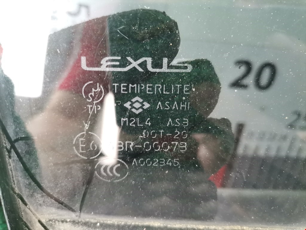 Стекло двери заднее правое LEXUS RX 300\330\350\400H 2003-2009