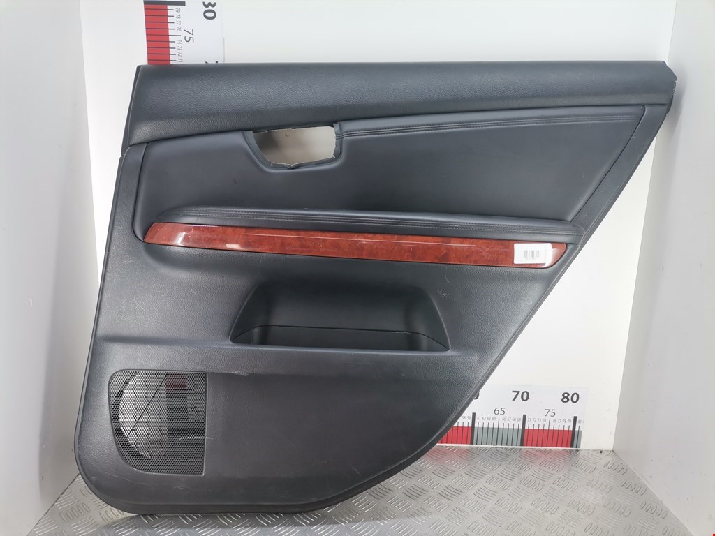 Обшивка двери задняя правая LEXUS RX 300\330\350\400H 2003-2009