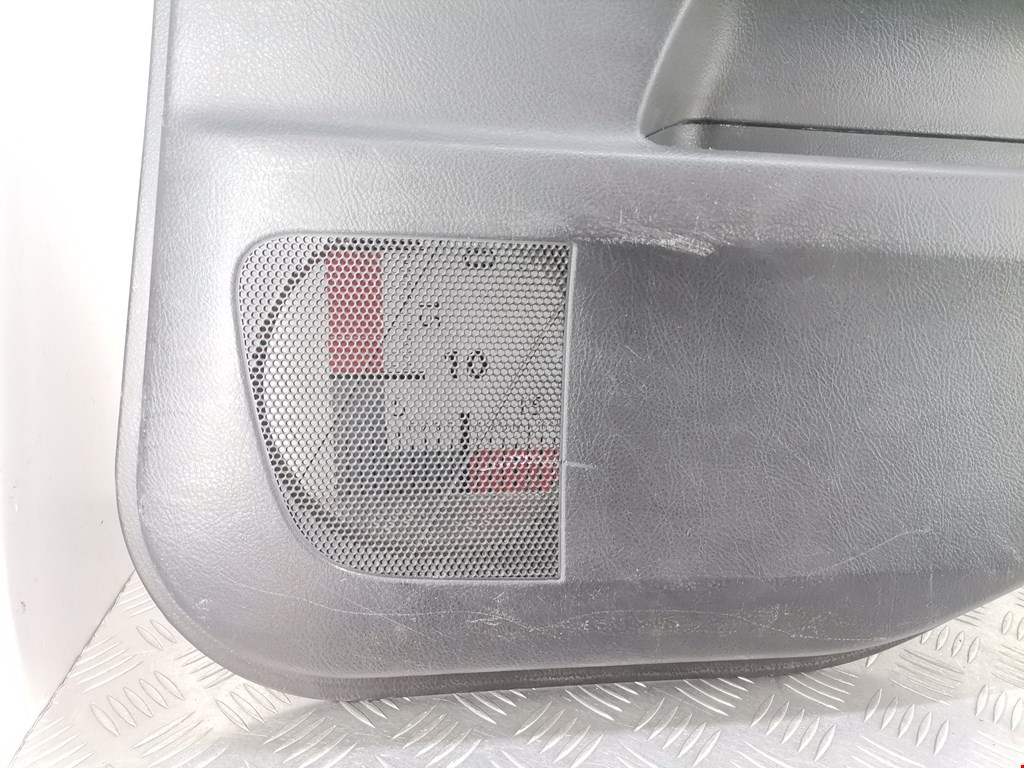 Обшивка двери задняя правая LEXUS RX 300\330\350\400H 2003-2009