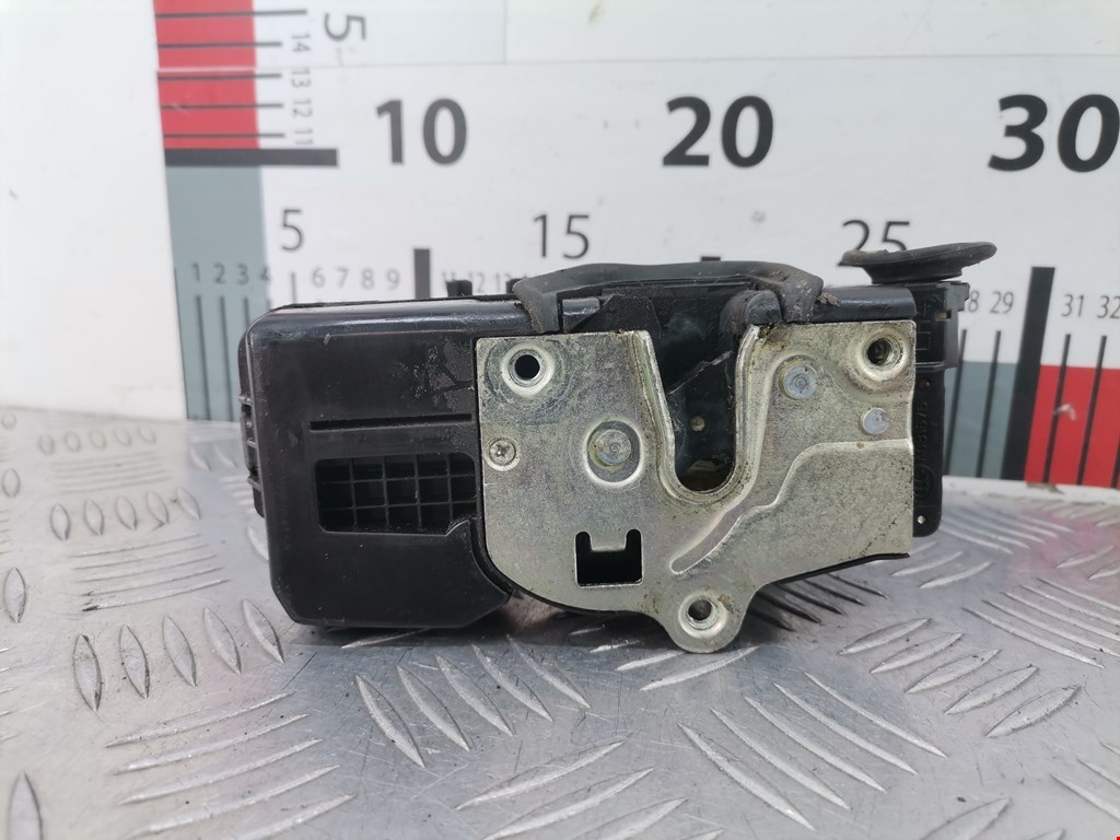 Замок двери задней левой OPEL Antara 2006-2015