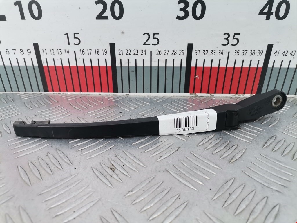 Поводок дворника задний (заднего) AUDI A6 C5 1997-2004