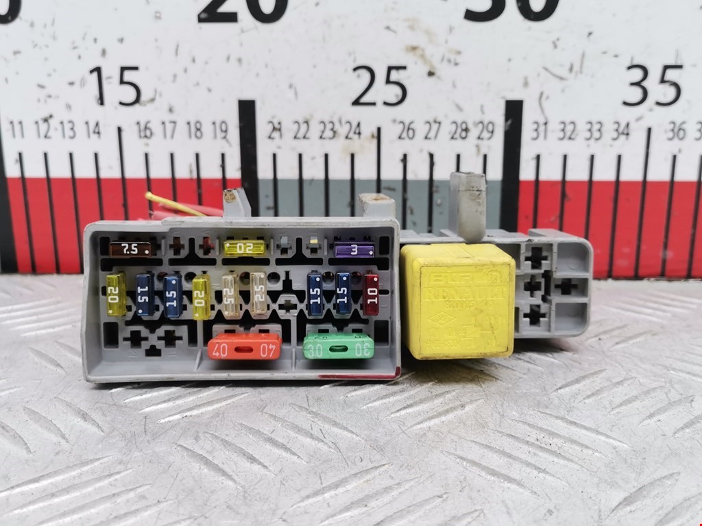 Датчик уровня в бачок омывателя RENAULT Megane II 2002-2009