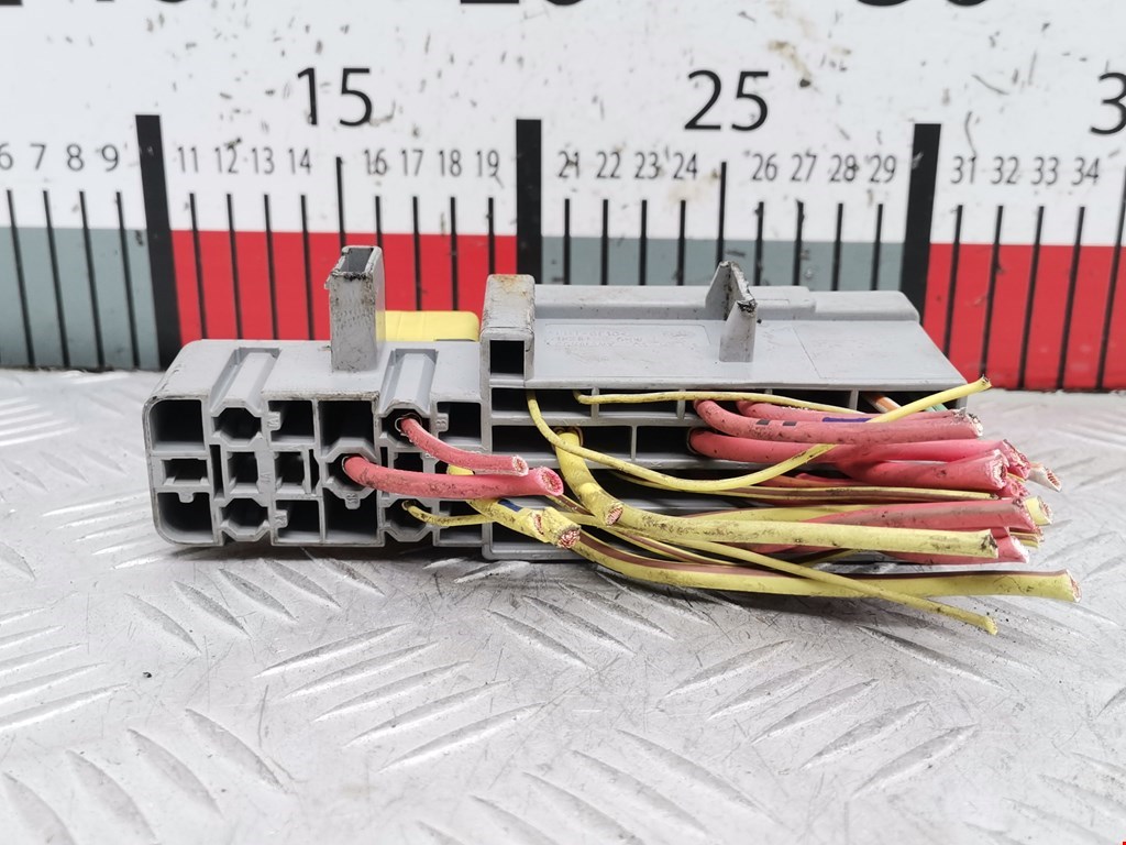 Датчик уровня в бачок омывателя RENAULT Megane II 2002-2009