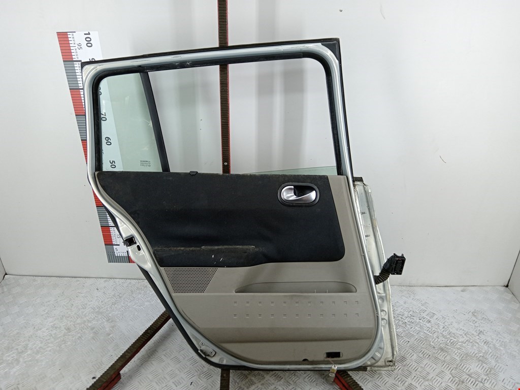 Дверь задняя левая RENAULT Megane II 2002-2009