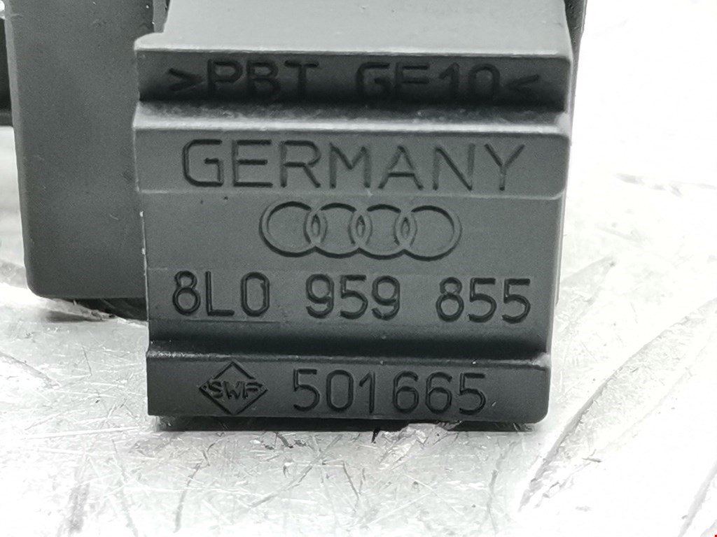 Кнопка стеклоподъемника AUDI A3 8L 1996-2003