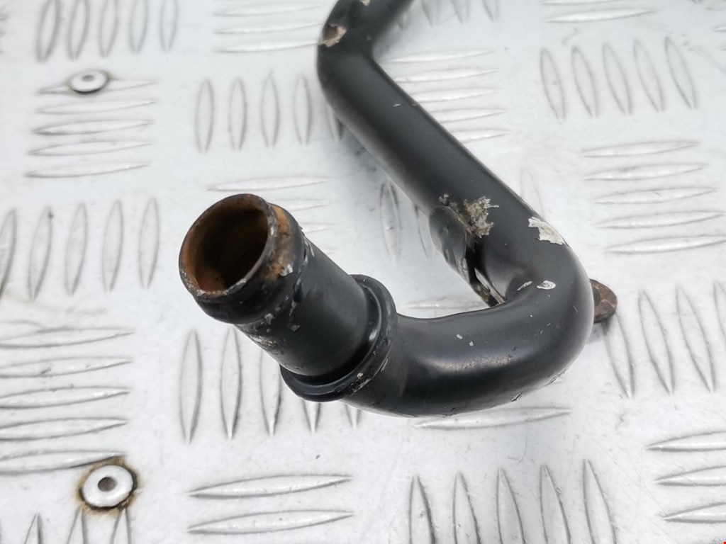 Патрубок AUDI A6 C5 1997-2004