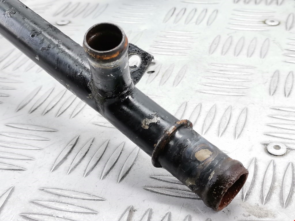 Патрубок AUDI A6 C5 1997-2004