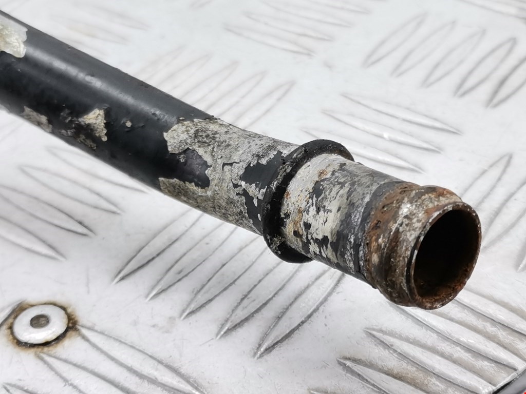 Патрубок AUDI A6 C5 1997-2004