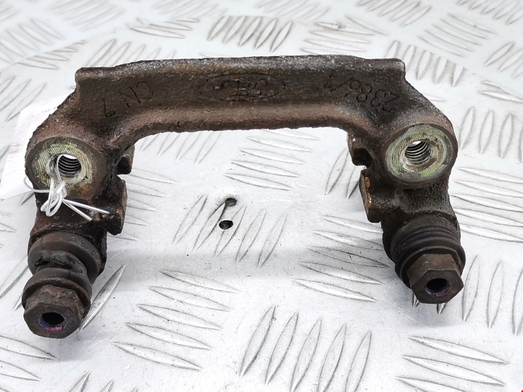 Скоба суппорта Ford Focus 1 (1998-2005)